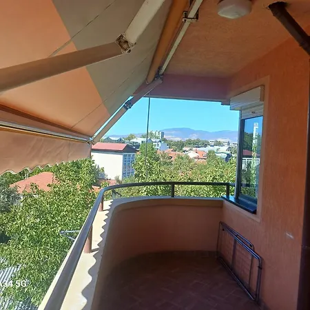 Prime Neighborhood Apartment