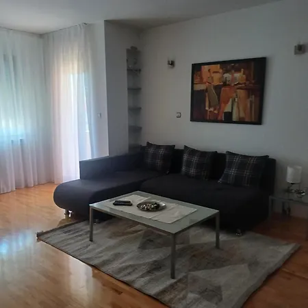 Prime Neighborhood Apartment