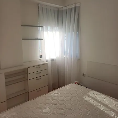 Apartment Prime Neighborhood *